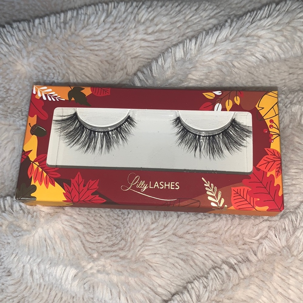 LILLY LASHES | vegan eyelashes